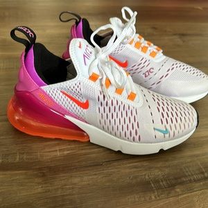 Nike AirMax 270 Women’s Sneaker